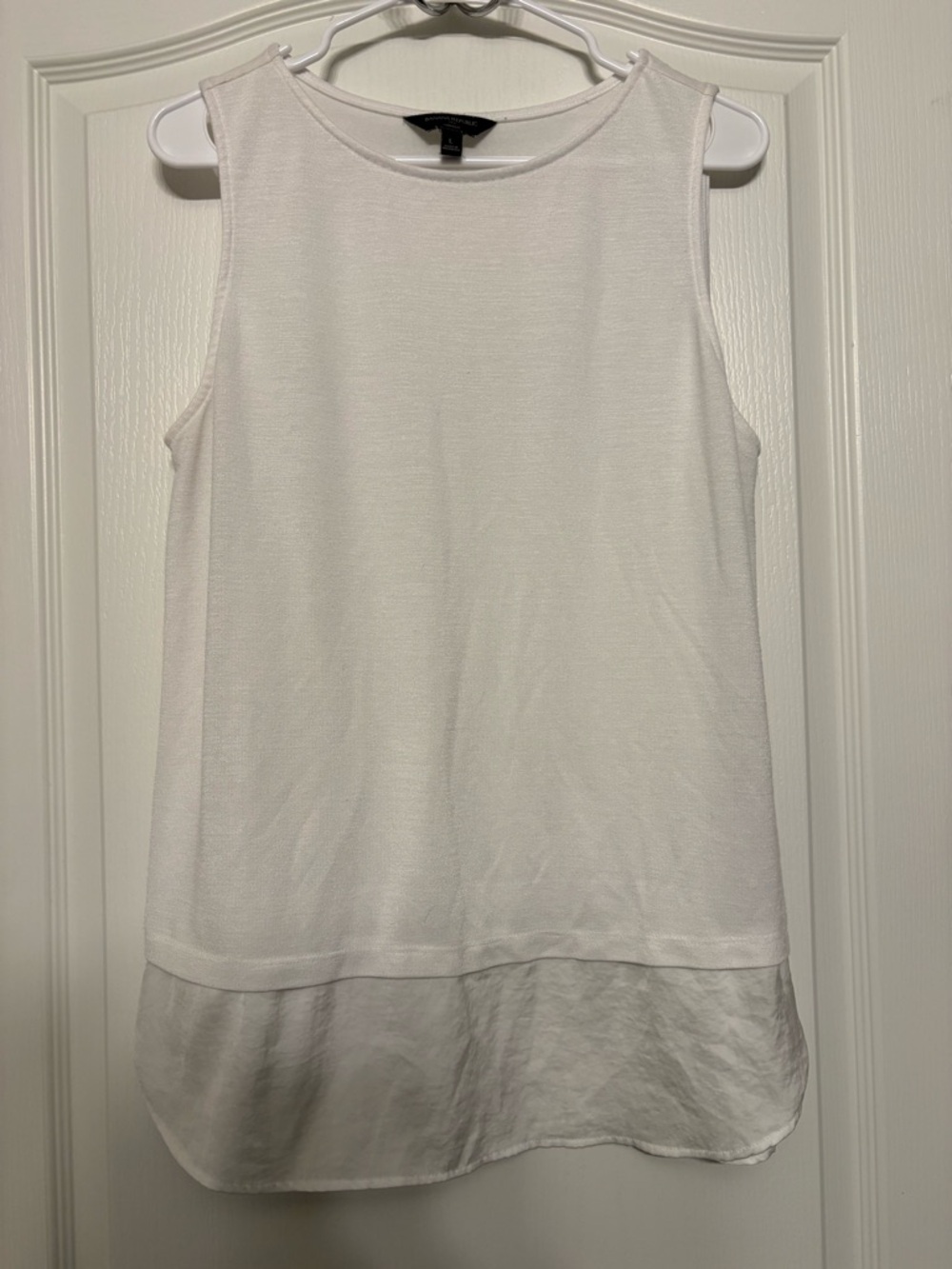 Banana Republic White Sleeveless Layered-Hem Tank
